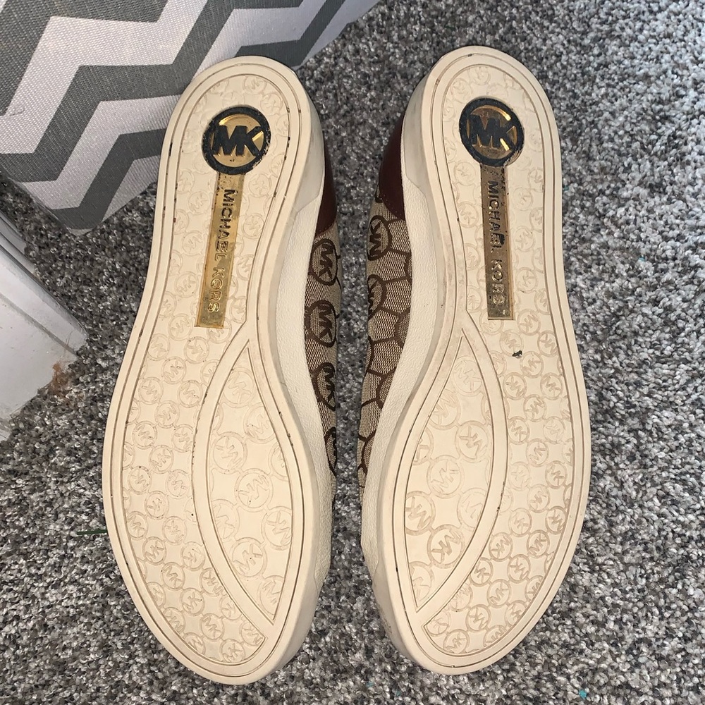 Michael Kors Sneakers - Picture 2 of 2